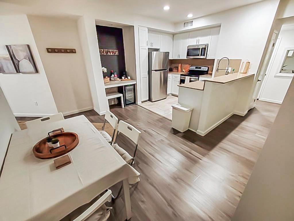 Two Bedroom Condo At Universal Studios ロサンゼルス エクステリア 写真
